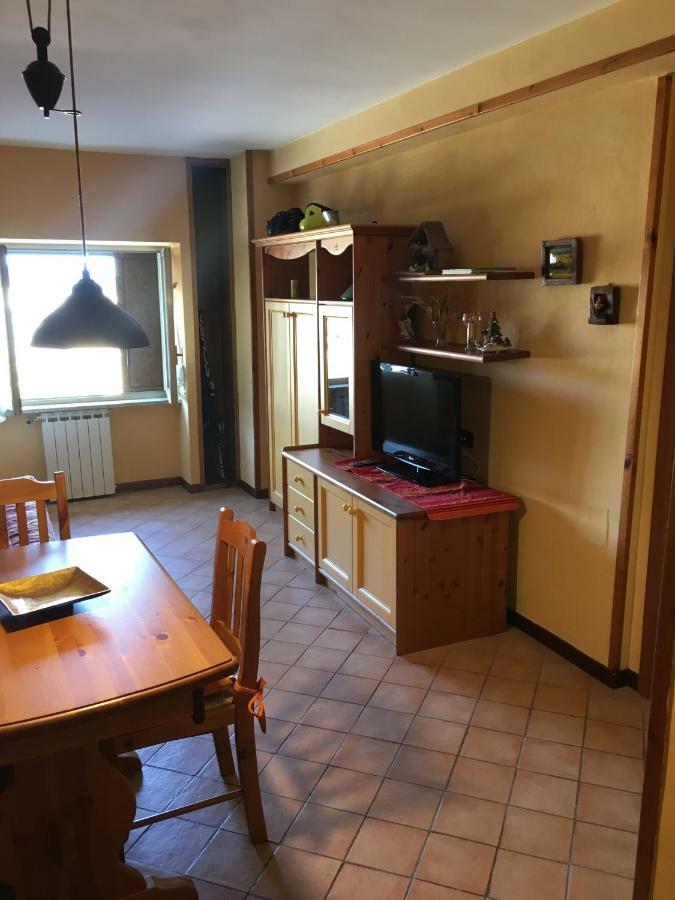 Villaggio Dello Sciatore Residence Paradiso Appartamenti E Monolocale 로카라소 외부 사진