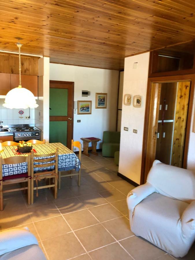 Villaggio Dello Sciatore Residence Paradiso Appartamenti E Monolocale 로카라소 외부 사진